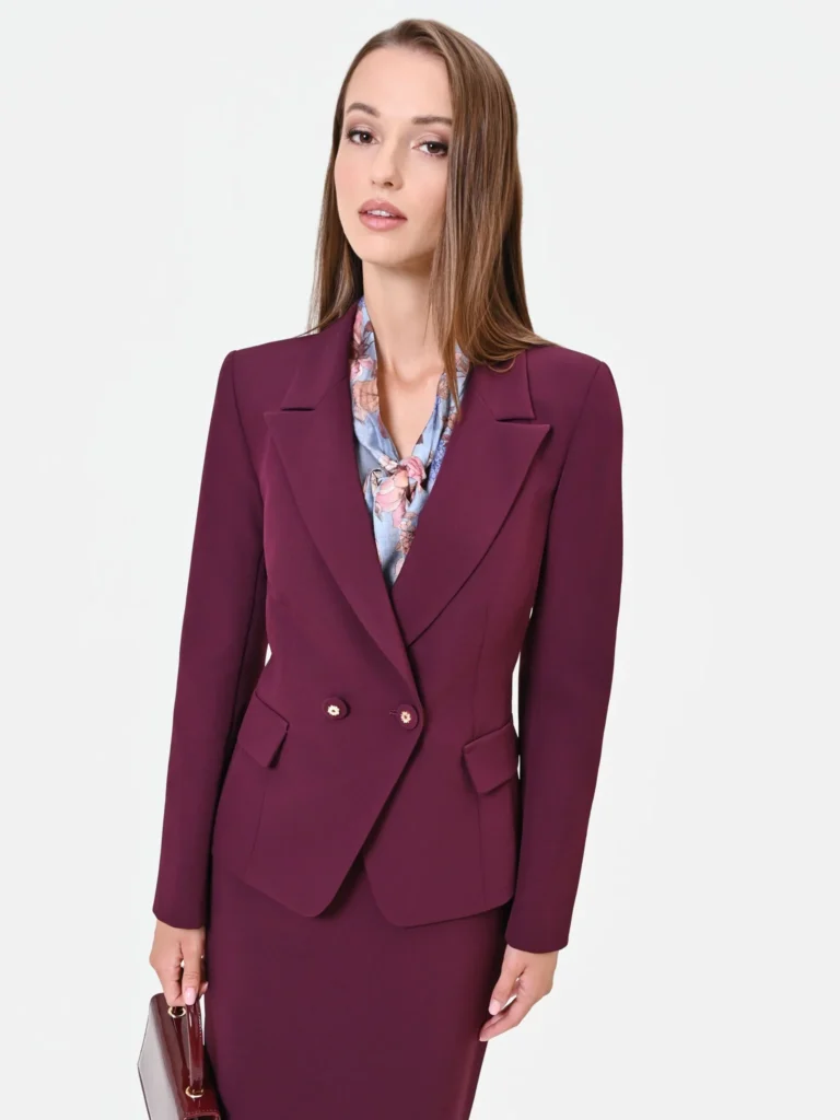 Rinascimento – Giacca sfiancata con revers a lancia, bordeaux – Piero Lepro Store, Barcellona P.G.